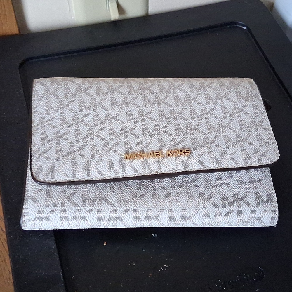 Michael Kors Cream Wallet with Gold Logo